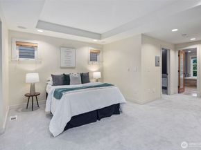 3201 W Lynn Street, Seattle WA 98199