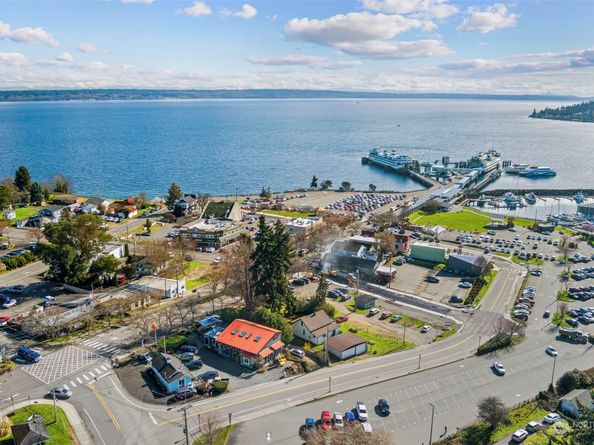 25960 Central Avenue NE, Kingston WA 98346