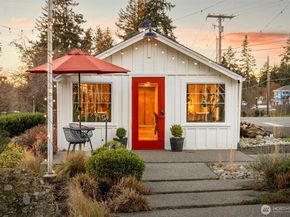 25960 Central Avenue NE, Kingston WA 98346