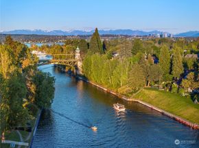 3206 Portage Bay Place E, Seattle WA 98102
