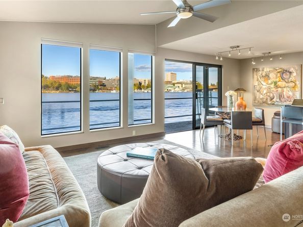 3206 Portage Bay Place E, Seattle WA 98102