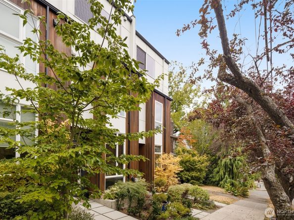 1829 11 Avenue W D, Seattle WA 98119