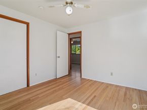1809 Blaine Avenue NE, Renton WA 98056