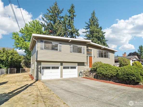 1809 Blaine Avenue NE, Renton WA 98056