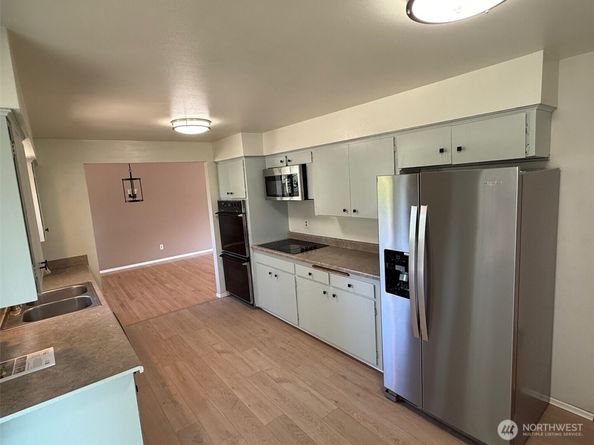 1809 Blaine Avenue NE, Renton WA 98056