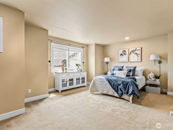 12106 NE 105th Street, Kirkland WA 98033