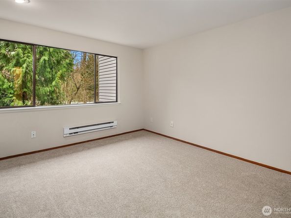 19805 15th Avenue NE 3, Shoreline WA 98155