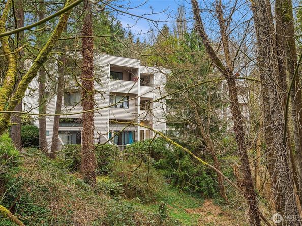 19805 15th Avenue NE 3, Shoreline WA 98155