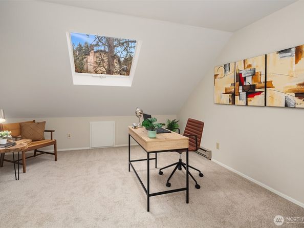 19805 15th Avenue NE 3, Shoreline WA 98155