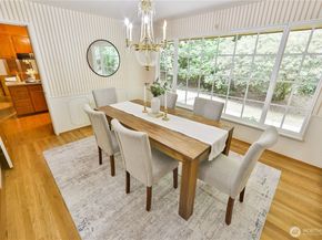 10915 N Deer Drive, Woodway WA 98020