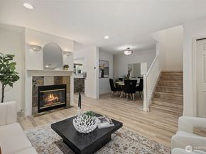15829 NE 90th Way, Redmond WA 98052