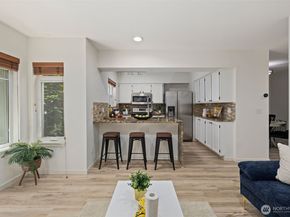 15829 NE 90th Way, Redmond WA 98052