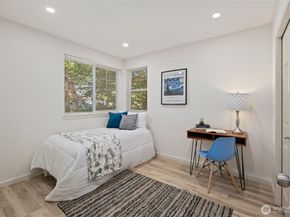 15829 NE 90th Way, Redmond WA 98052