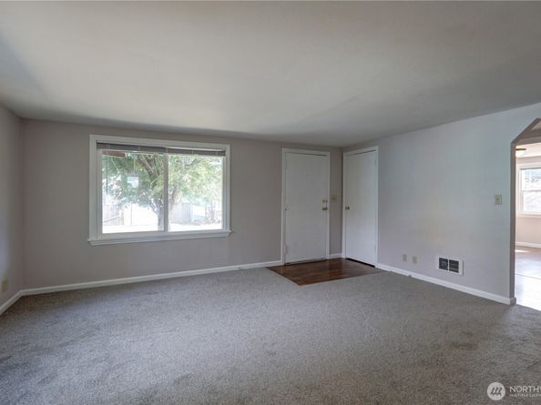 4627 S 125th Street, Tukwila WA 98178