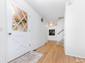 13420 252nd Avenue SE, Issaquah WA 98027