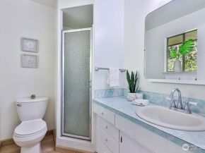 13420 252nd Avenue SE, Issaquah WA 98027