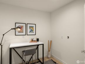9215 Densmore Avenue N, Seattle WA 98103