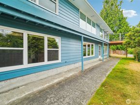715 35th Street, Everett WA 98201
