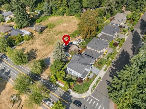 7512 132nd Avenue NE, Kirkland WA 98033