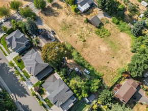 7512 132nd Avenue NE, Kirkland WA 98033