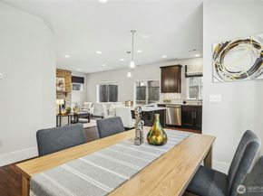 18405 15th Avenue W, Lynnwood WA 98037
