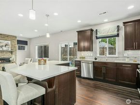 18405 15th Avenue W, Lynnwood WA 98037