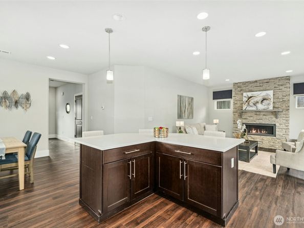 18405 15th Avenue W, Lynnwood WA 98037