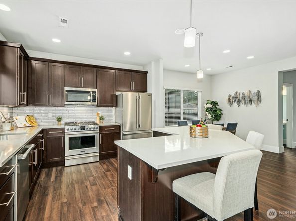 18405 15th Avenue W, Lynnwood WA 98037