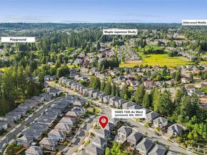 18405 15th Avenue W, Lynnwood WA 98037