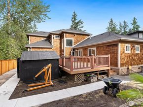 4131 153rd Avenue SE, Bellevue WA 98006