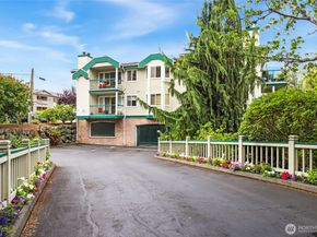 603 7th Avenue N A301, Edmonds WA 98020