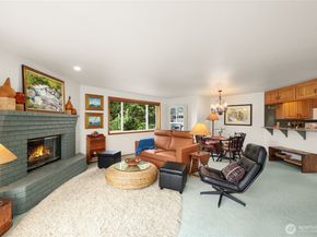 603 7th Avenue N A301, Edmonds WA 98020