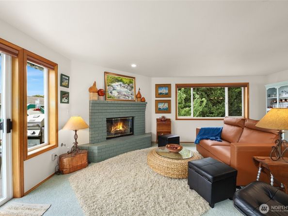 603 7th Avenue N A301, Edmonds WA 98020