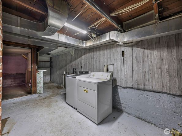 801 Newton Street, Seattle WA 98109