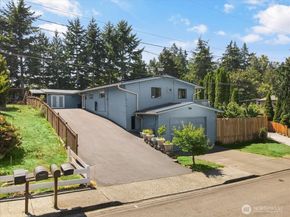 7801 NE 133rd Place, Kirkland WA 98034