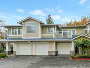 4035 S 212th Court C, SeaTac WA 98198