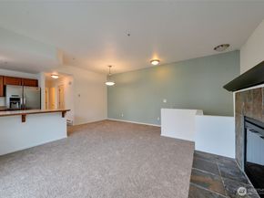 4035 S 212th Court C, SeaTac WA 98198