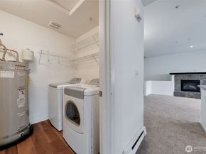 4035 S 212th Court C, SeaTac WA 98198