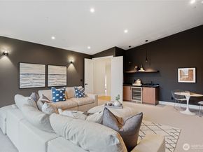 2423 129th Avenue SE, Bellevue WA 98005