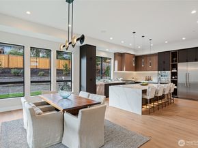 2423 129th Avenue SE, Bellevue WA 98005