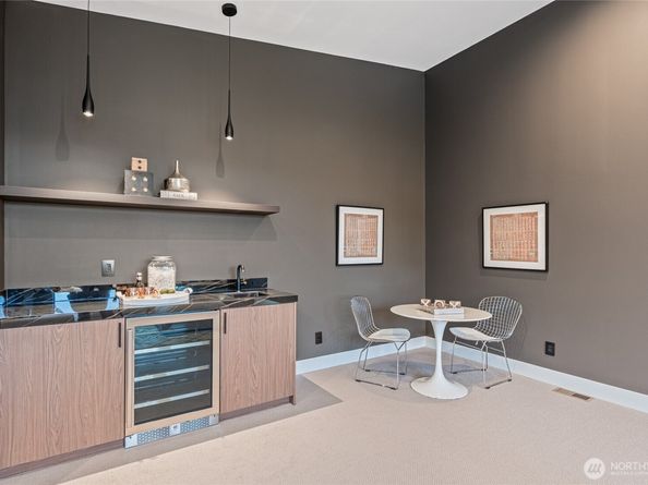 2423 129th Avenue SE, Bellevue WA 98005