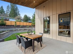 2423 129th Avenue SE, Bellevue WA 98005