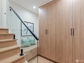 2423 129th Avenue SE, Bellevue WA 98005