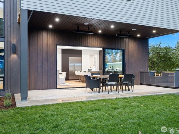 2423 129th Avenue SE, Bellevue WA 98005