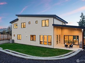 2423 129th Avenue SE, Bellevue WA 98005