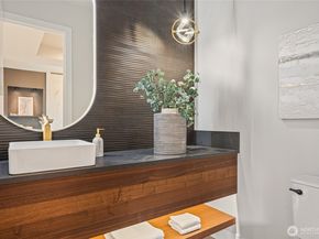 2423 129th Avenue SE, Bellevue WA 98005