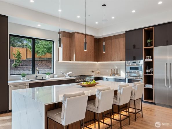 2423 129th Avenue SE, Bellevue WA 98005