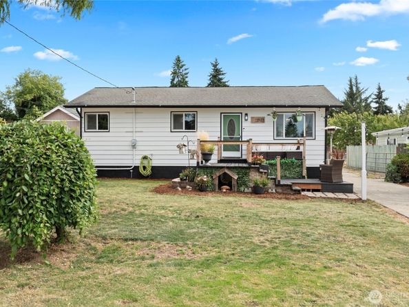 2123 S 252nd Street, Des Moines WA 98198