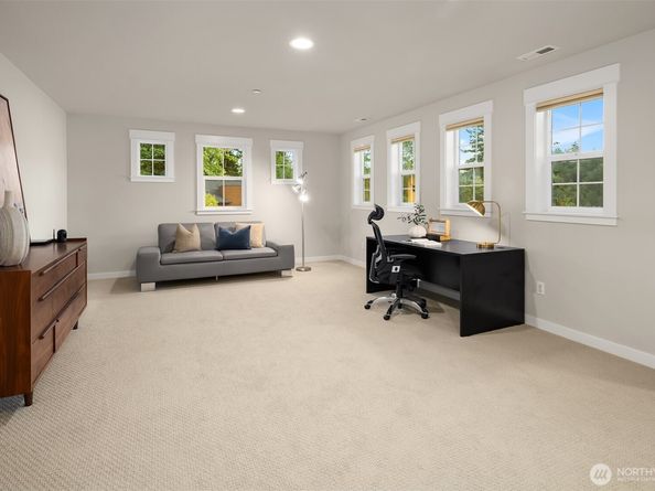 9934 NE 162nd Street, Bothell WA 98011
