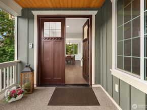9934 NE 162nd Street, Bothell WA 98011